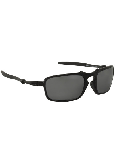 Oakley OO6020 03 Badman Ruby Iridium Polarized Dark Carbon
