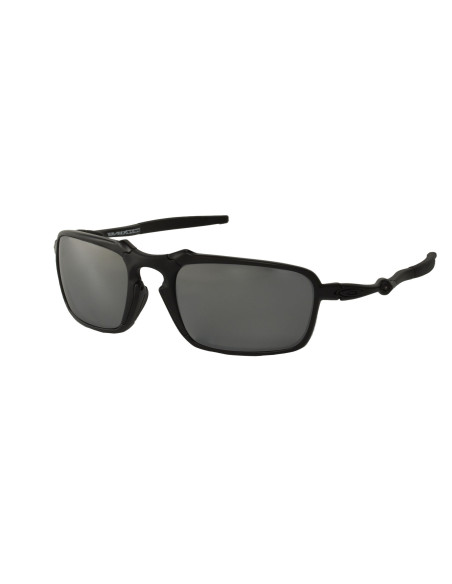 Oakley OO6020 03 Badman Ruby Iridium Polarized Dark Carbon