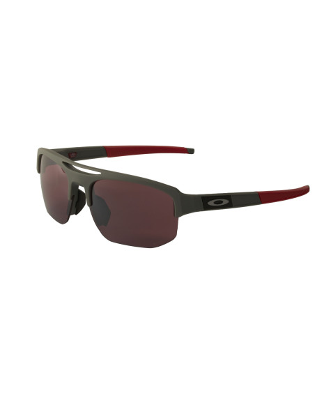 Oakley OO9424 0270 Mercenary Matte Carbon Prizm Dark Golf | Sunnies...