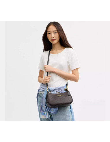 Coach Teri Shoulder Bag In Signature Canvas